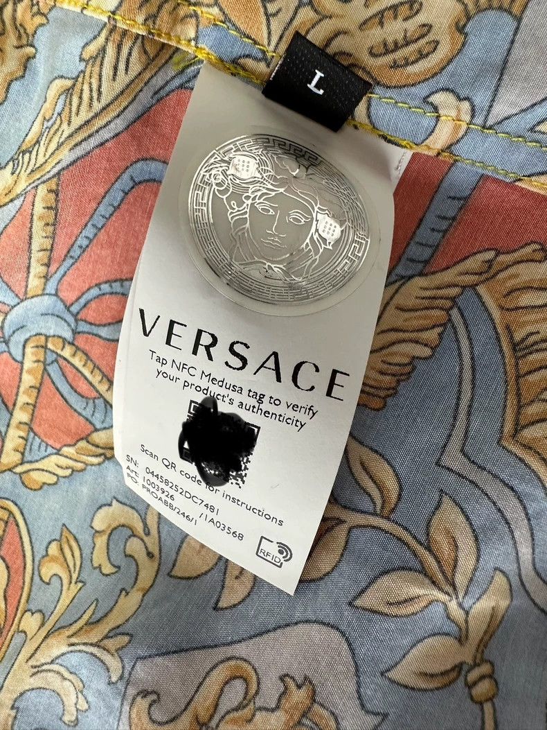 Versace Versace Four-piece shirt Size US L / EU 52-54 / 3 - 4 Thumbnail