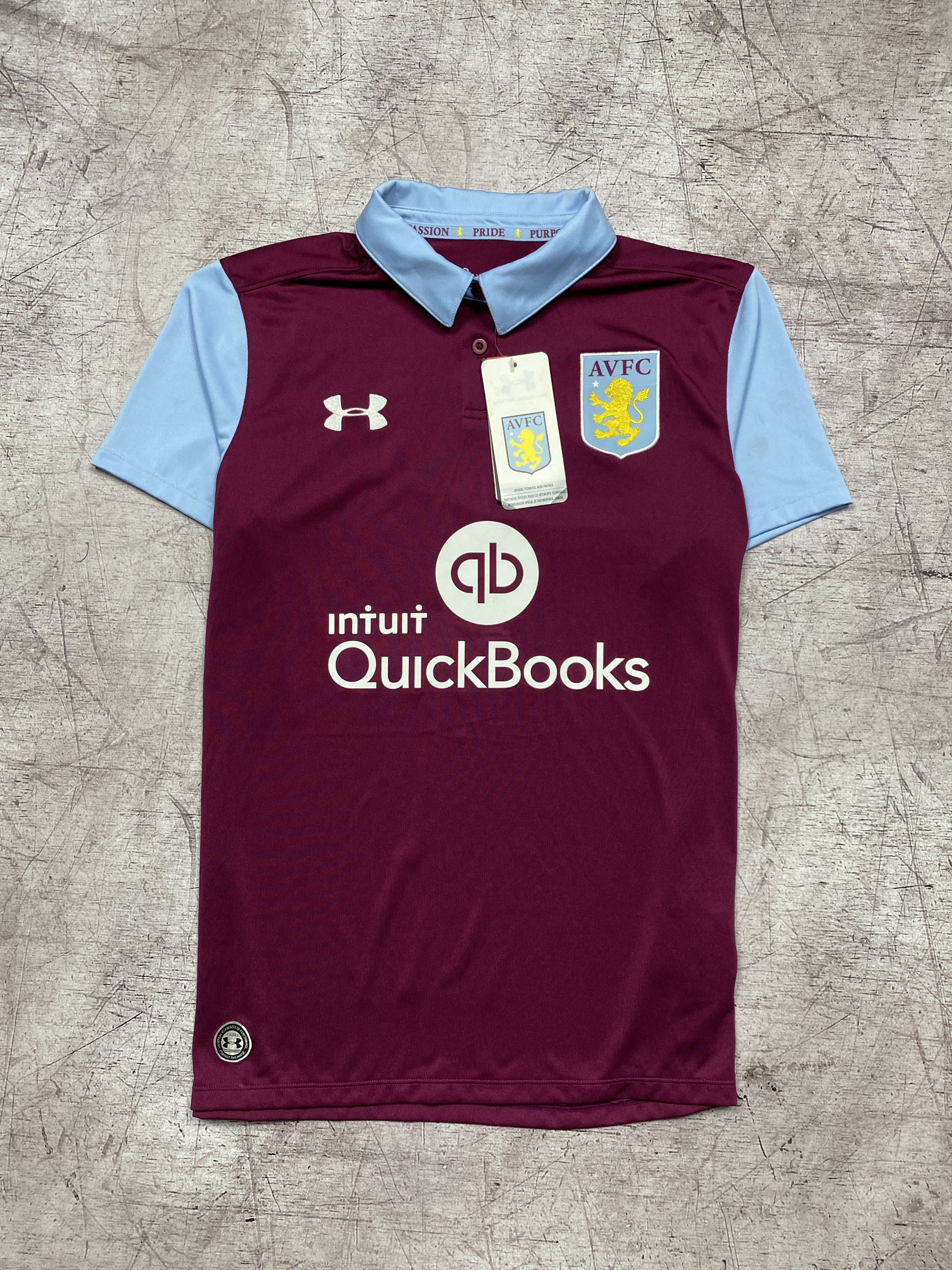 Under Armour NEW Aston Villa Under Armour Mens Soccer Jersey T-Shirt Size US L / EU 52-54 / 3 - 1 Thumbnail