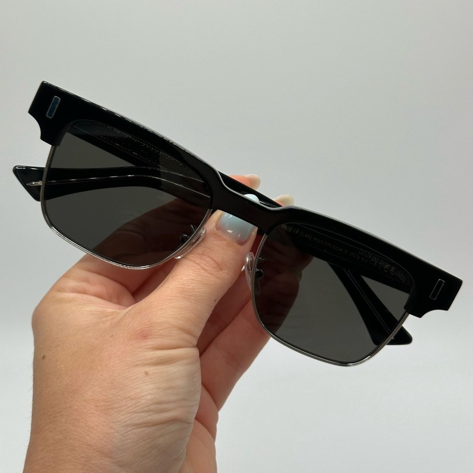 Cutler and Gross BRAND NEW CUTLER AND 1332 001 Black Grey Unisex Sunglasses Size ONE SIZE - 8 Thumbnail
