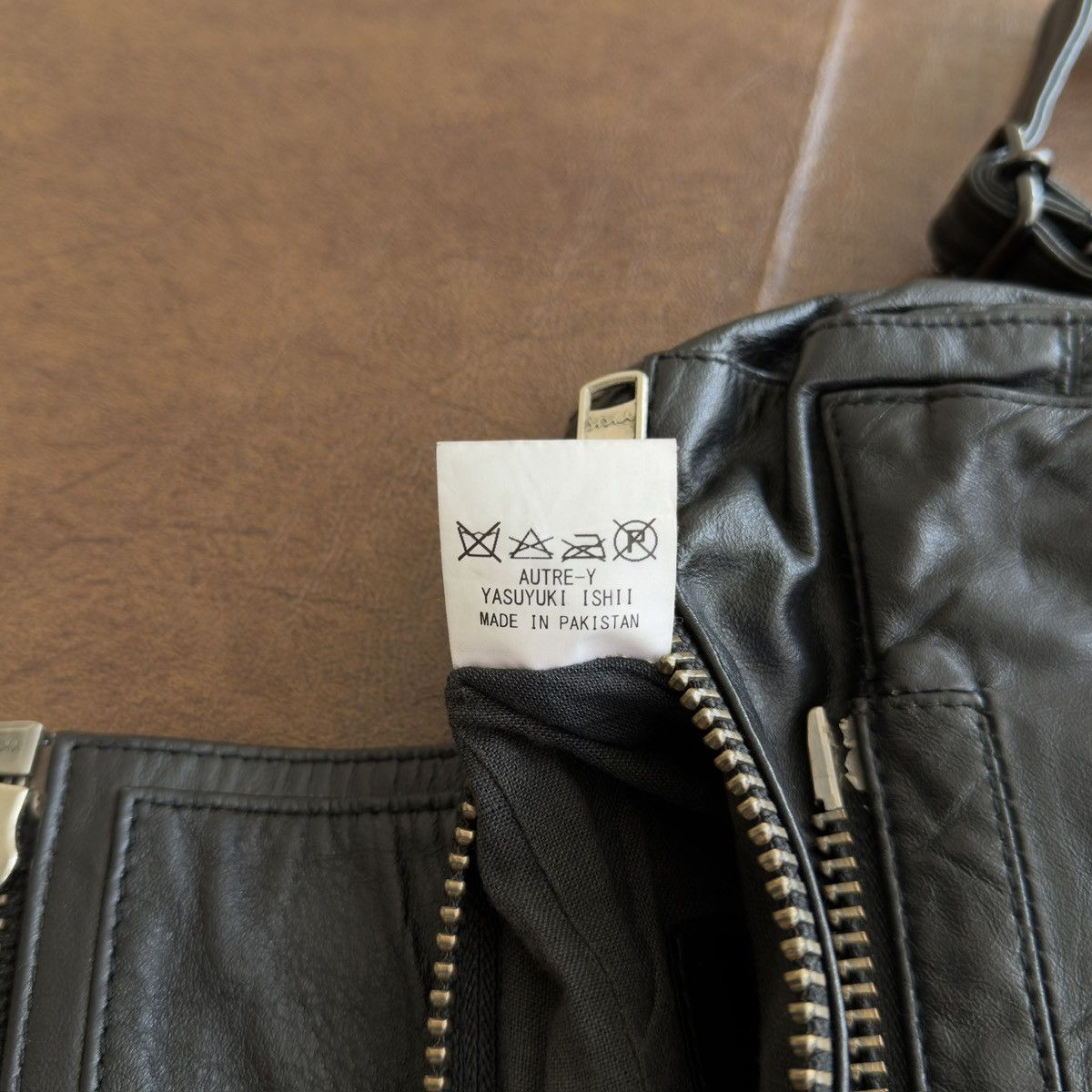 Yasuyuki Ishii Cow Leather Sling Shoulder Utility Bag Size ONE SIZE - 10 Thumbnail