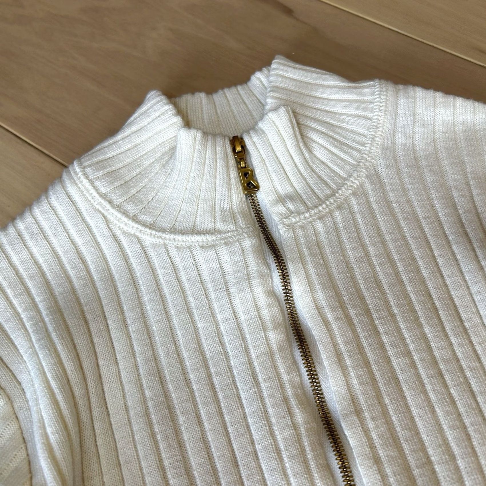 Bogner Bogner Sweater 1/4 Zip Ribbed Ivory Long Sleeve Women’s Small Pullover Mock Neck Wool Blend Logo Zipper Hand Wash Only Ski Outdoor Fall Womens Size S / US 4 / IT 40 - 3 Thumbnail