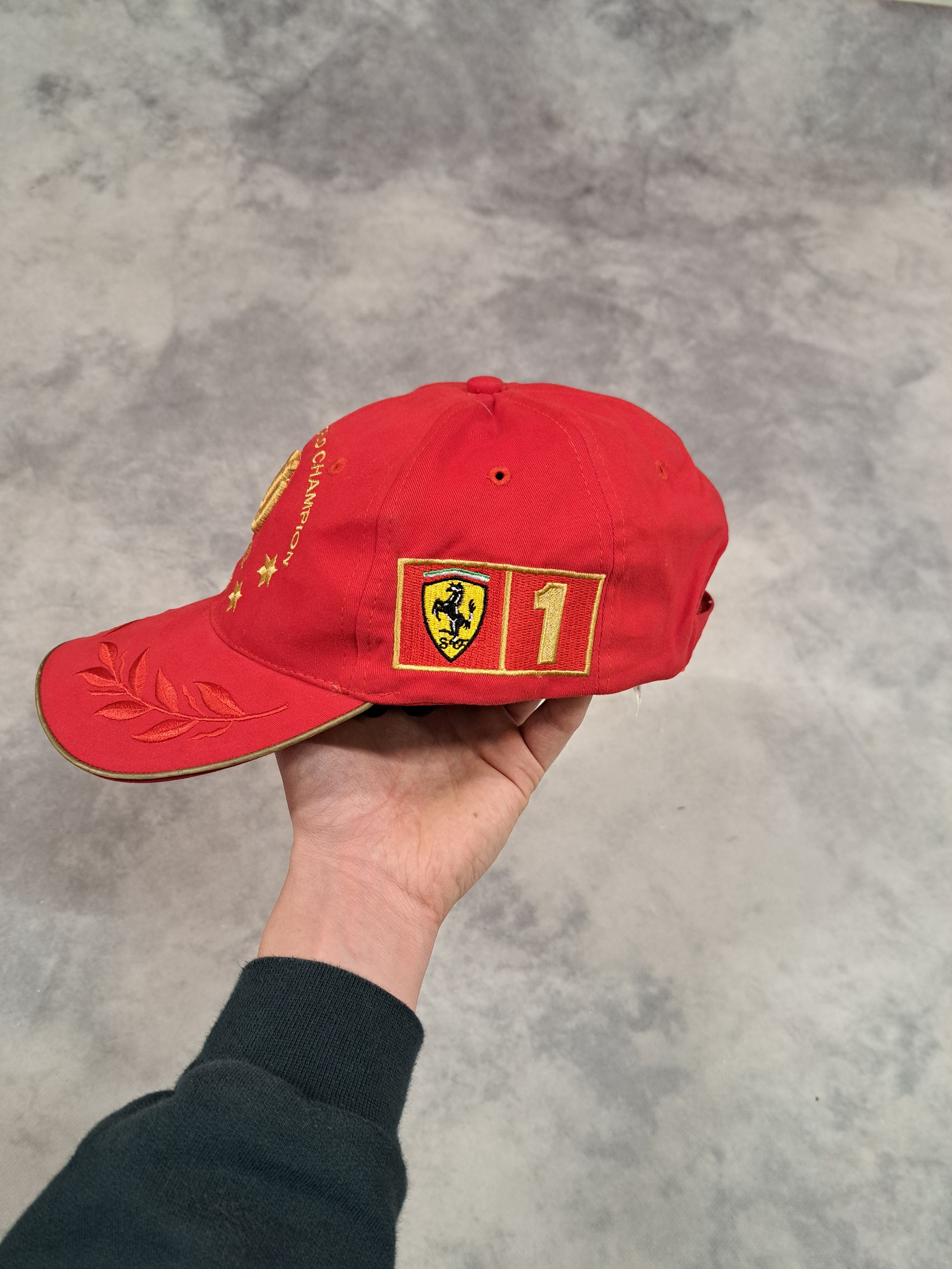 Vintage Vintage 2002 Michael Schumacher F1 World Champion Cap Size ONE SIZE - 4 Thumbnail