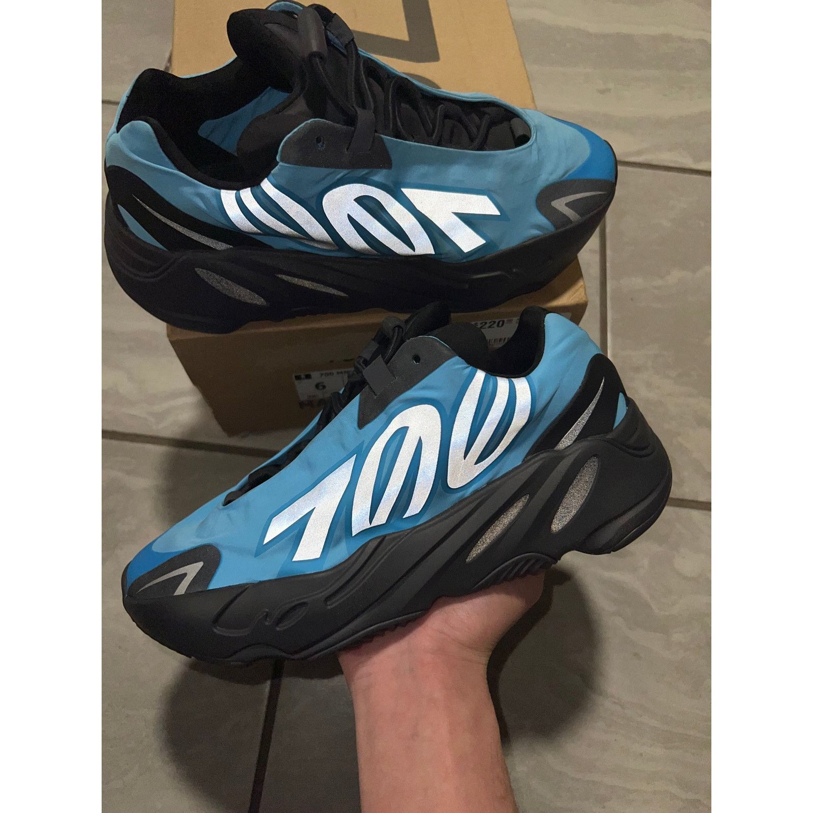 Adidas adidas Yeezy Boost 700 MNVN Bright Cyan 6M Size US 6 / EU 39 - 1 Thumbnail