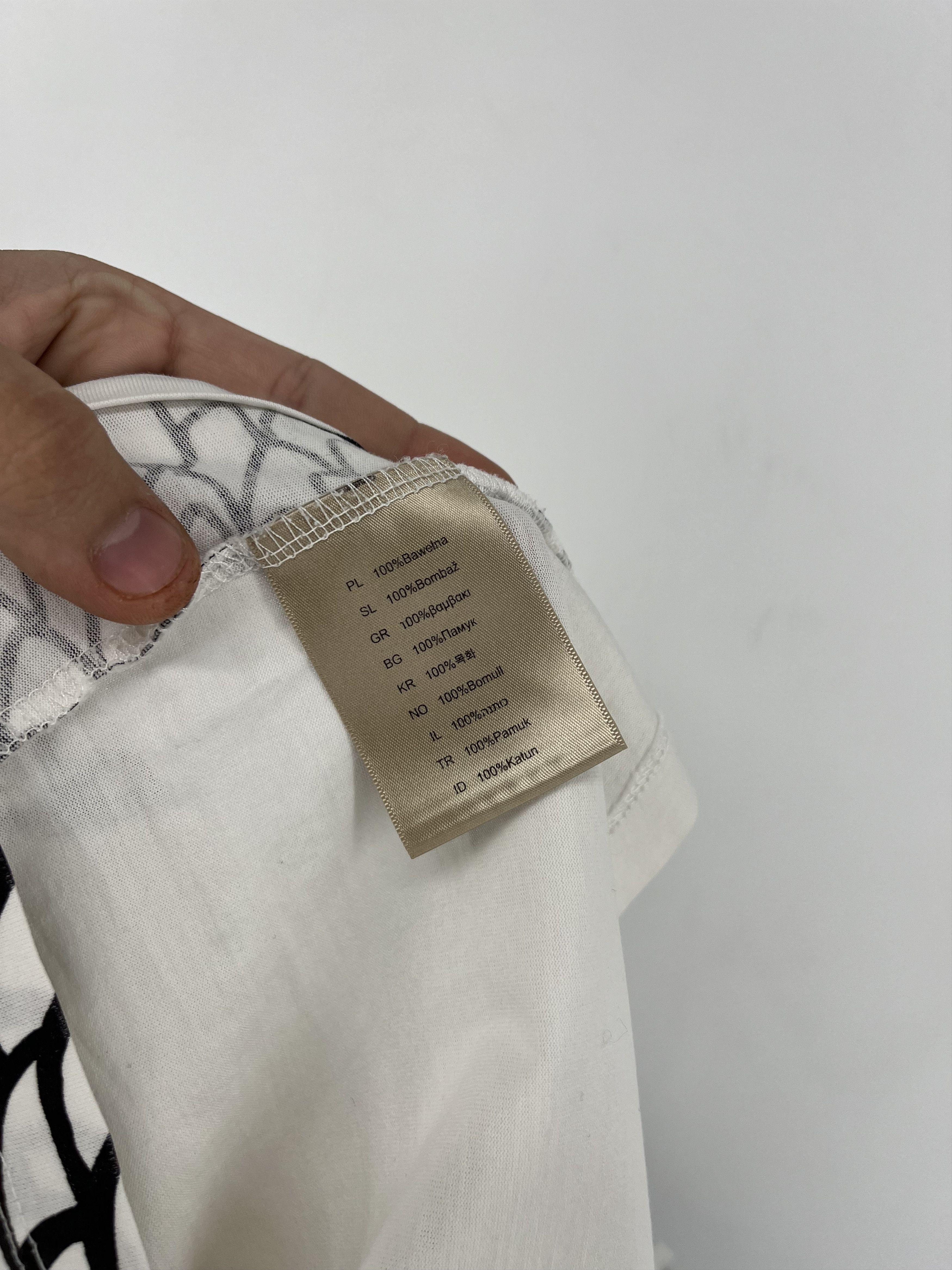 Antony Morato Antony Morato "REBELREBEL" Avant Garde Designer Y2k Tee Size US L / EU 52-54 / 3 - 11 Thumbnail