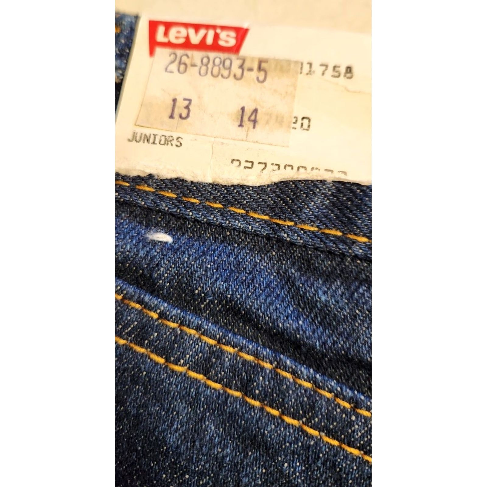 Levi's VINTAGE Levi's Jeans 26505-0214 80s Juniors Blue Dark Wash Size 13 (26x32) 5-Pocket Denim Jeans Womens Size 34" / US 12 / IT 48 - 6 Thumbnail