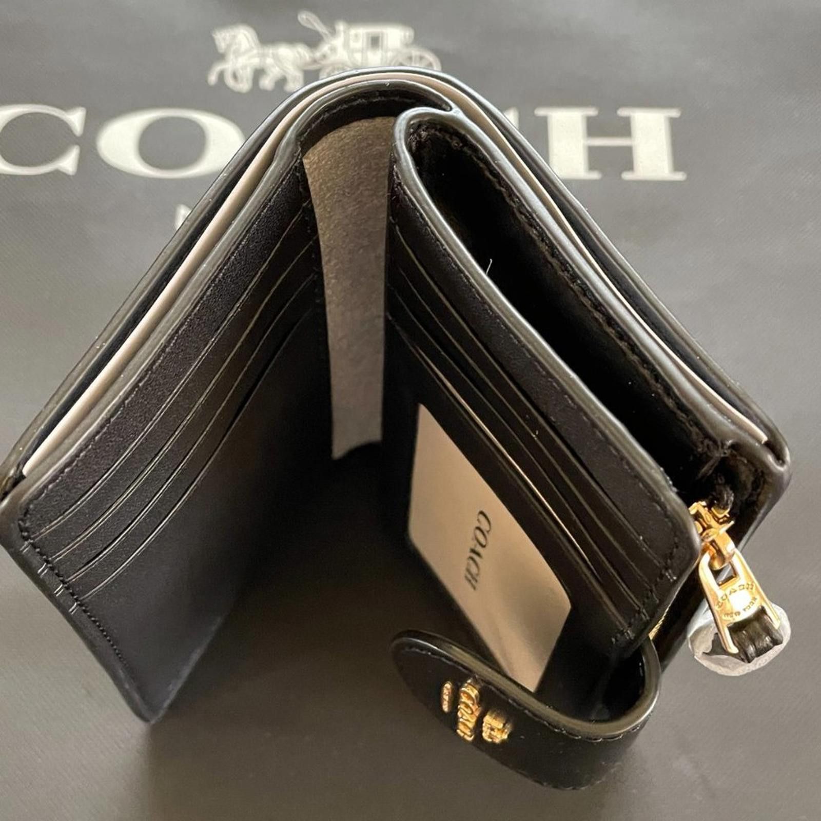 Coach coach Medium Corner Zip Wallet In Signature Canvas Size ONE SIZE - 4 Thumbnail