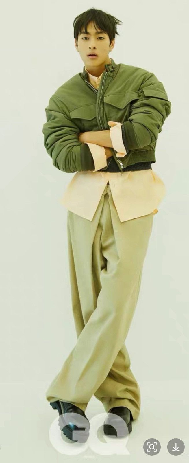 Givenchy olive green military bomber jacket size 48 Size US M / EU 48-50 / 2 - 6 Thumbnail