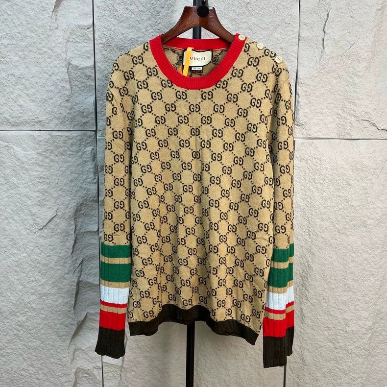 Gucci Gucci Full-print logo pullover round-neck sweater 2501-Next Size US M / EU 48-50 / 2 - 1 Thumbnail
