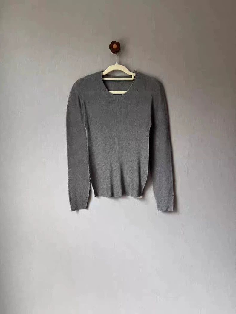 Issey Miyake Issey Miyake size:3 Dark grey long-sleeved top with fine p Size XS / US 0-2 / IT 36-38 - 1 Thumbnail