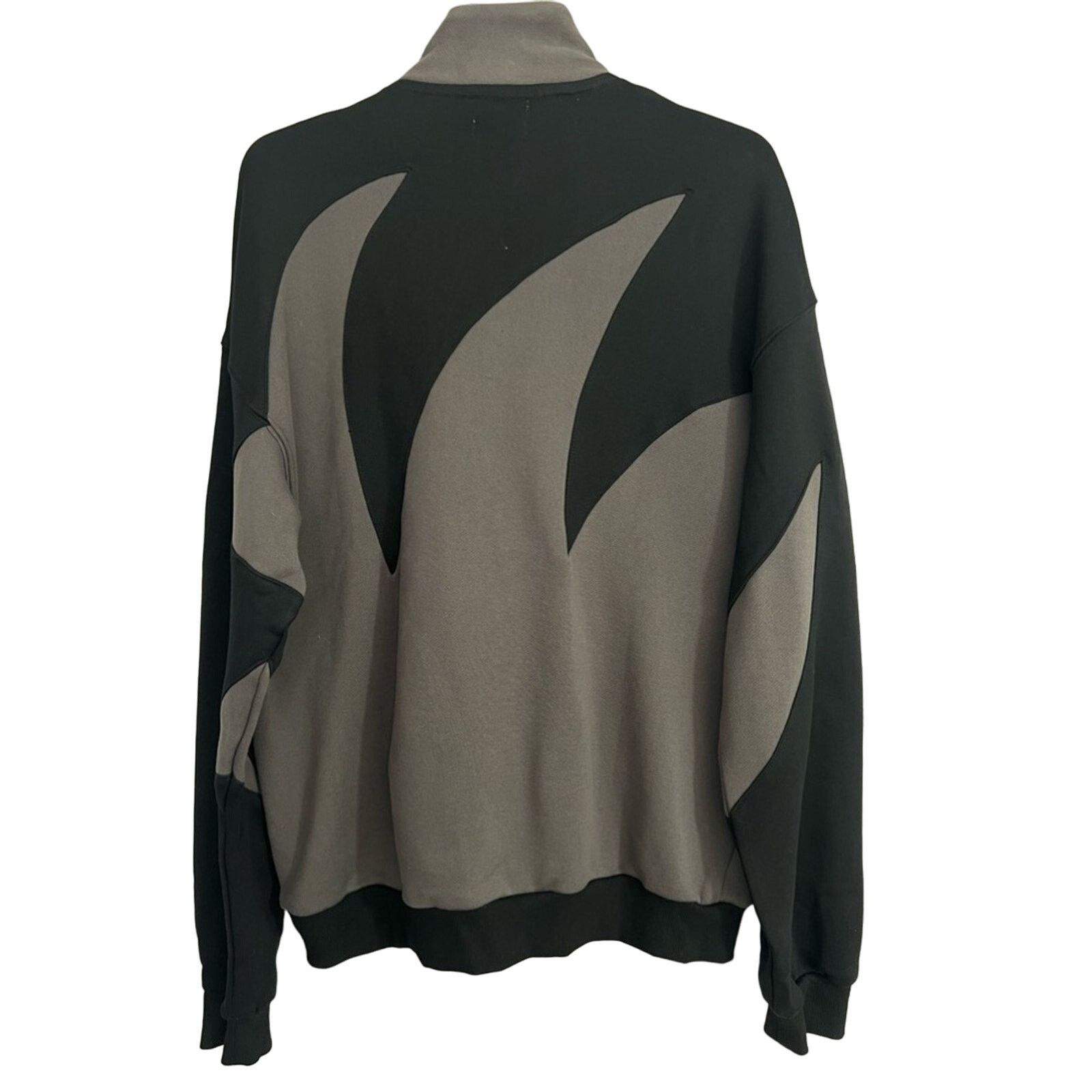 Diet Starts Monday DIET STARTS MONDAY SHARKTOOTH PULLOVER HALF ZIP HYPE NWOT Size US L / EU 52-54 / 3 - 7 Thumbnail