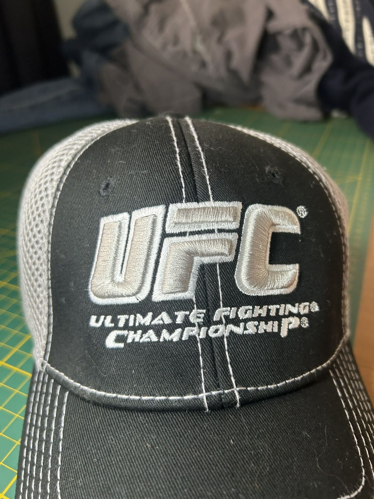Vintage 2008 Official UFC a-flex trucker hat Size ONE SIZE - 5 Thumbnail