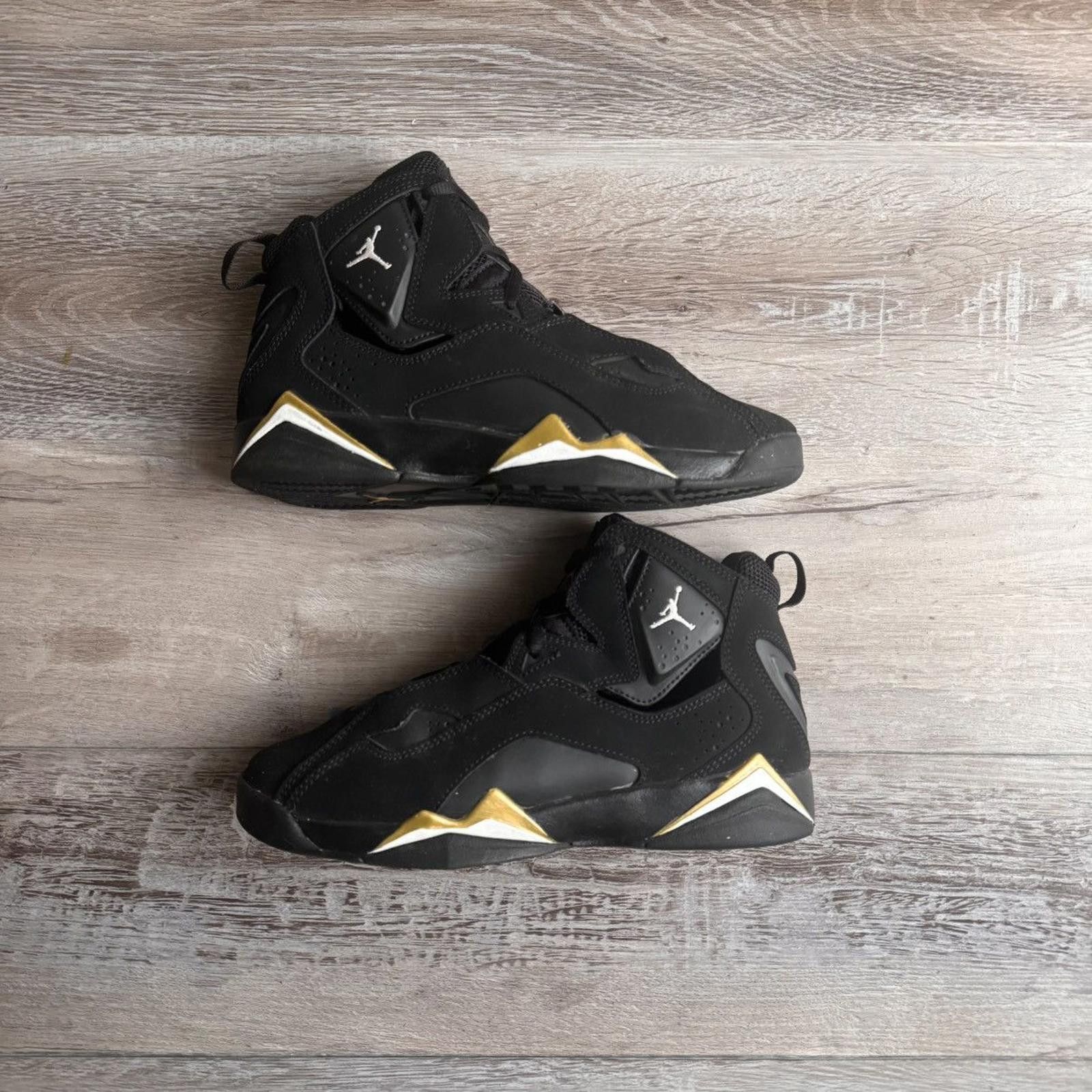 Jordan Brand NIKE • JORDAN True Flight "Black Metallic" (6M) Size US 6 / EU 39 - 2 Thumbnail