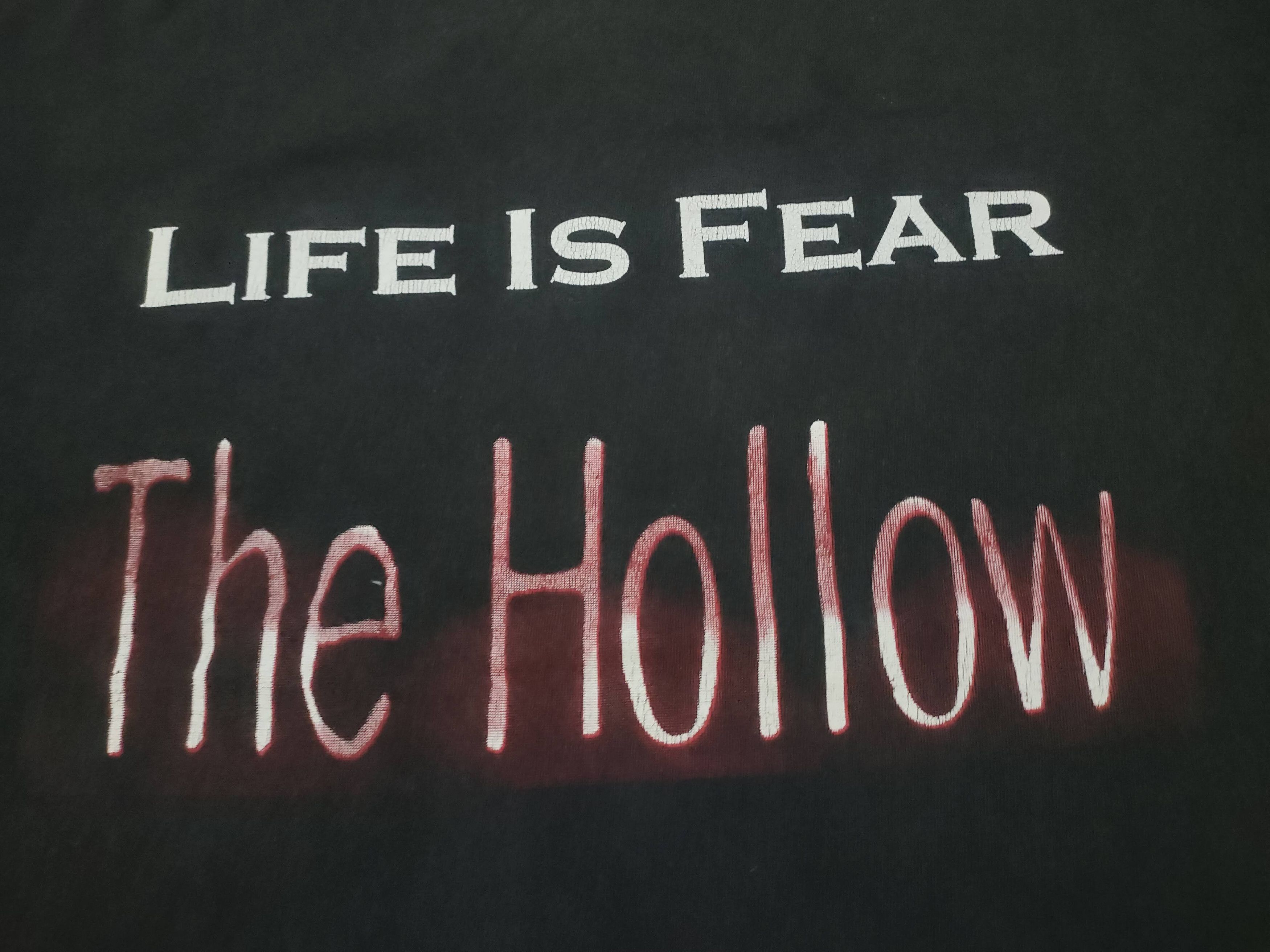 Vintage Vintage Horror Movie The Hollow T-Shirt Size US XL / EU 56 / 4 - 6 Thumbnail