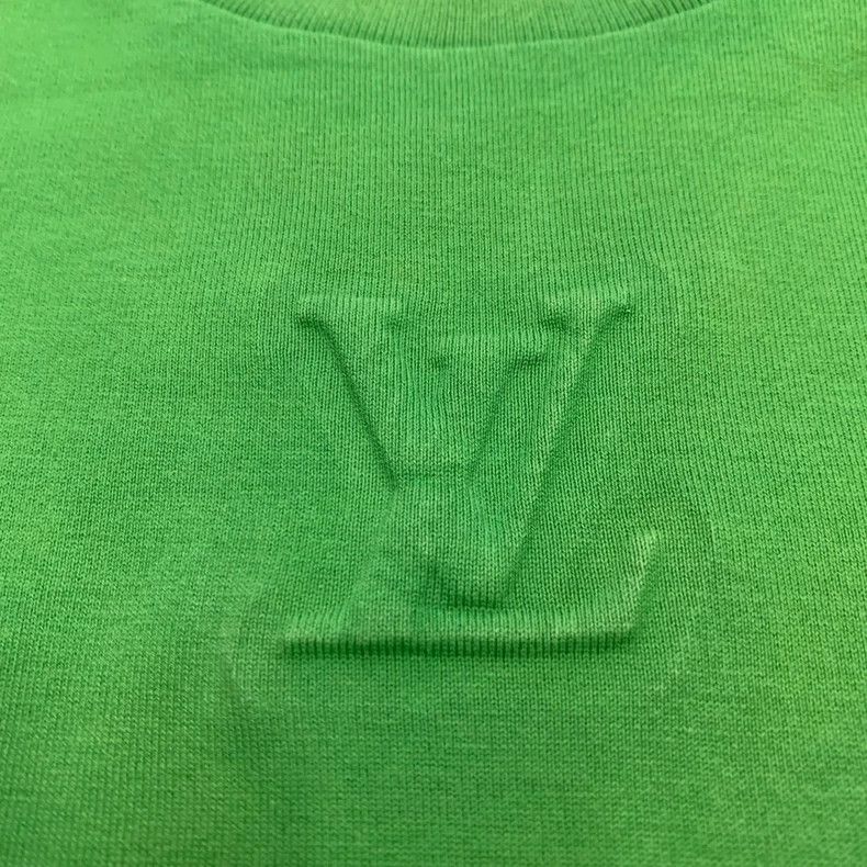 Louis Vuitton Louis Vuitton Green embossed short sleeves Size US S / EU 44-46 / 1 - 8 Thumbnail