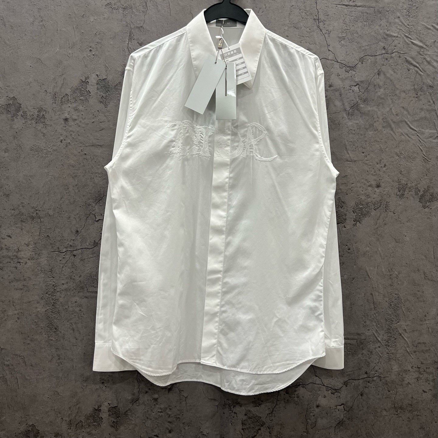 Dior Dior Retro Embroidered Shirt s Men Size US S / EU 44-46 / 1 - 1 Thumbnail