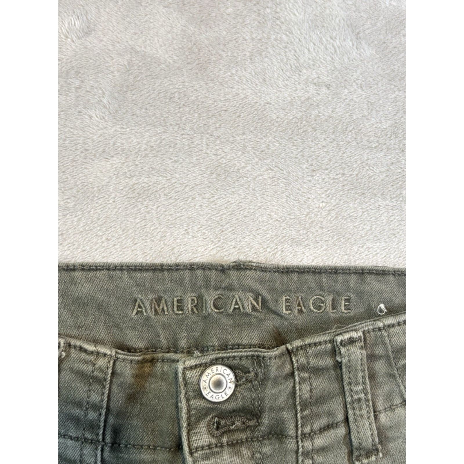 American Eagle Outfitters American Eagle Women's Jegging, High-Rise, Super Stretch, Olive Green, Size 4 Short, 5-Pocket, Denim Size 27" / US 4 / IT 40 - 3 Thumbnail