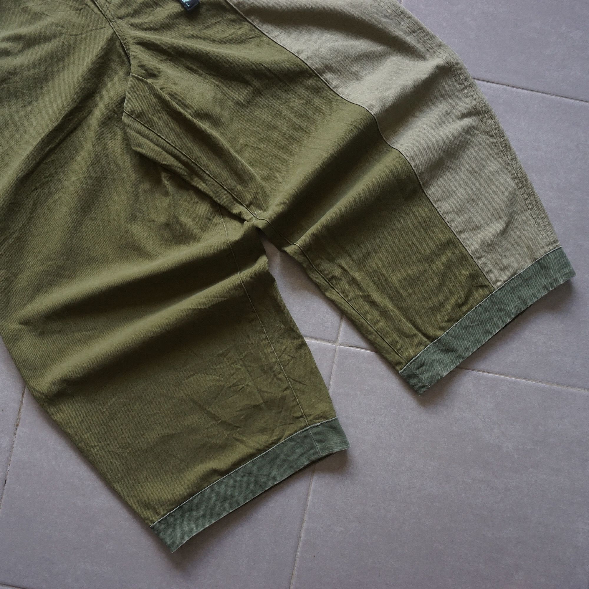 Japanese Brand RNA inc super wide carpenter pant Size US 28 / EU 44 - 4 Thumbnail