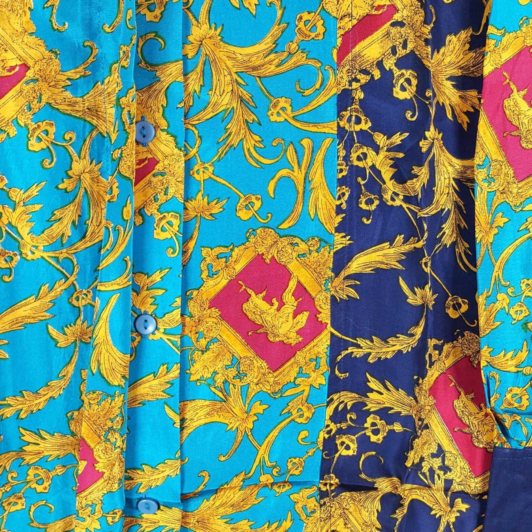 Vintage VINTAGE Casual Isle Women's Shirt Large Gold Silk Collared Button-Up Preppy 80s 90s Royal Size L / US 10 / IT 46 - 4 Thumbnail