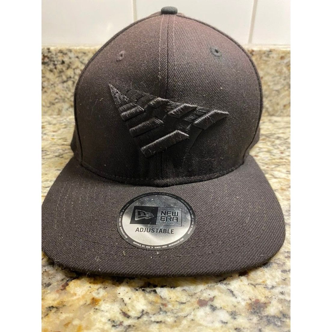 New Era Roc Nations Paper Planes Black Out Crowns Old School Snapbac ...