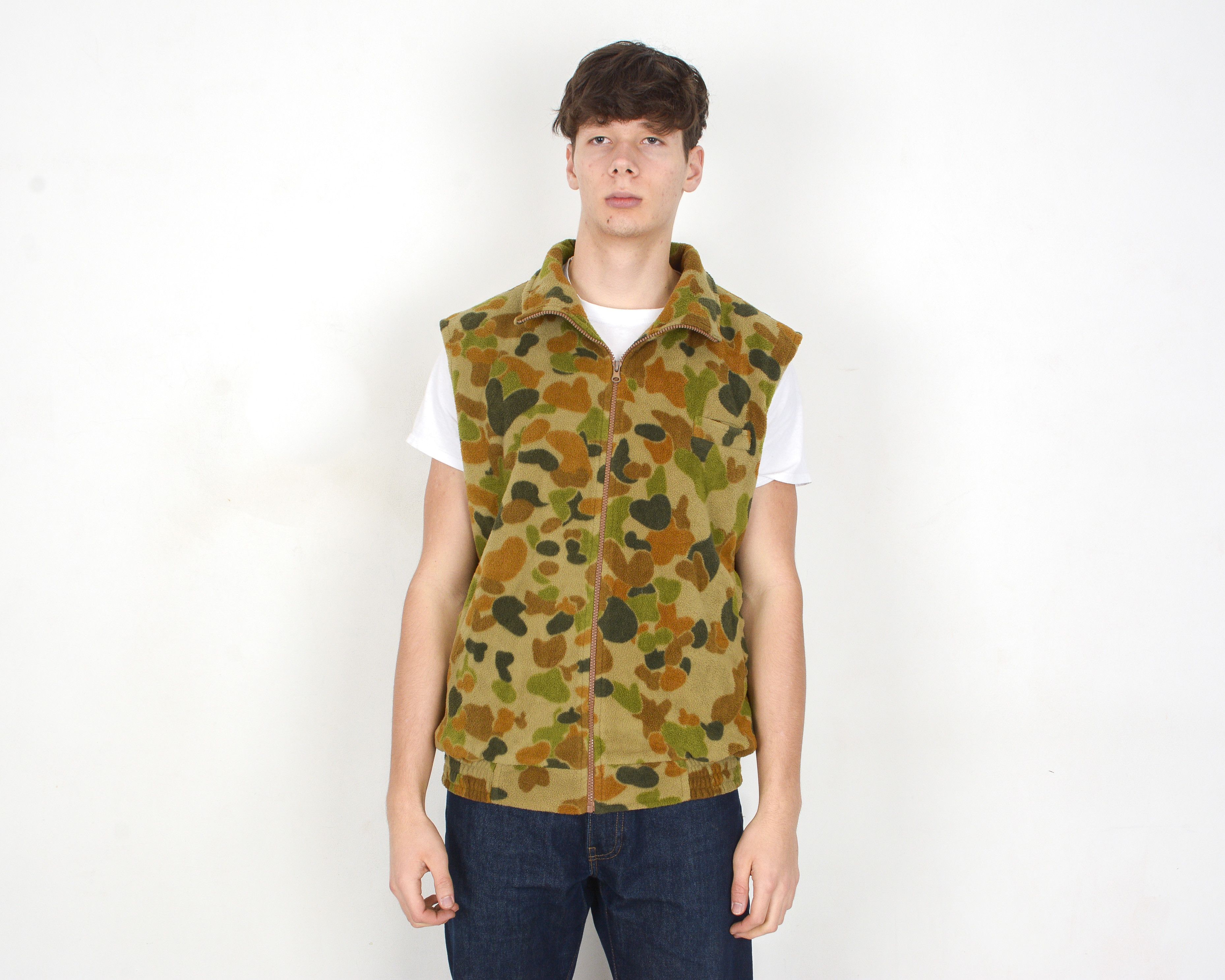 Man Made In Australia Australian Army XL Military Fleece Vest jacket tank gilet Size US XL / EU 56 / 4 - 1 Thumbnail