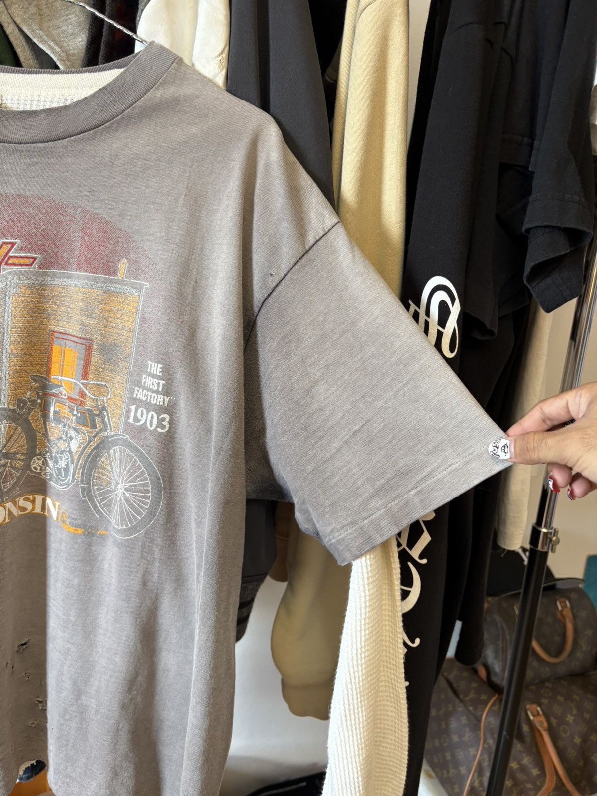 Harley Davidson 80’s Harley-Davidson crazy Sun faded Size US XL / EU 56 / 4 - 6 Thumbnail