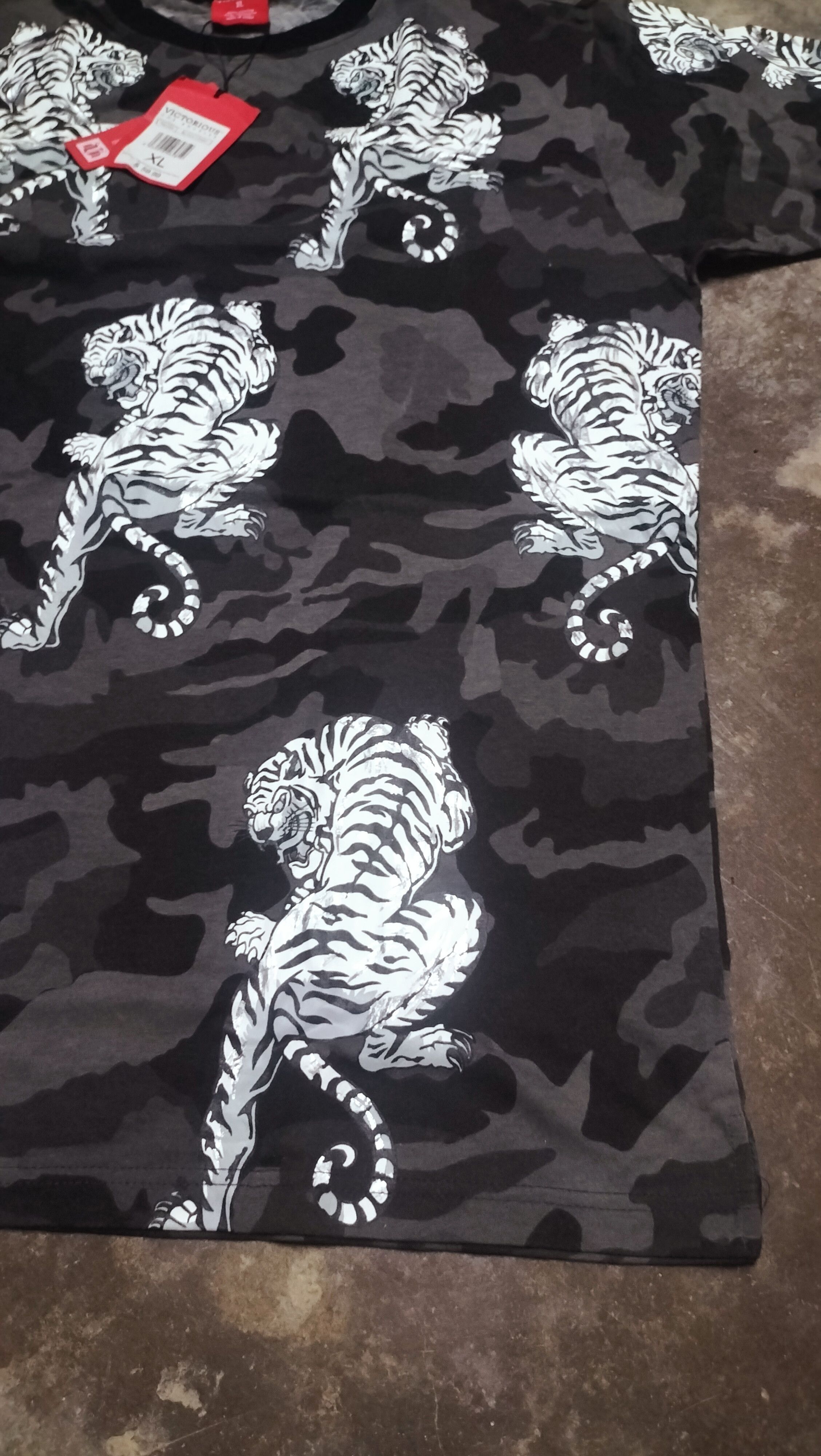 Japanese Brand Vintage Victorious Sukajan Tigers Overprint Size US XL / EU 56 / 4 - 7 Thumbnail