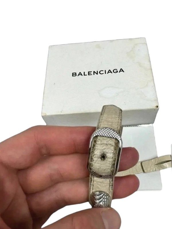 Balenciaga Balenciaga Beige Leather Giant Stud Arena Bracelet Size ONE SIZE - 5 Thumbnail