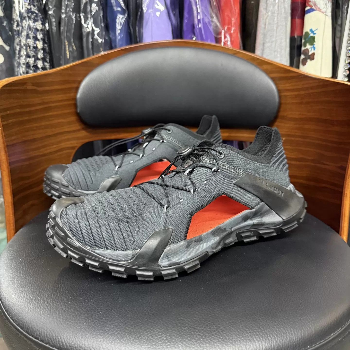 Mammut MAMMUT Hueco 2 Black Hiking Shoes New W/Box Tried Size US 8 / EU 41 - 1 Thumbnail