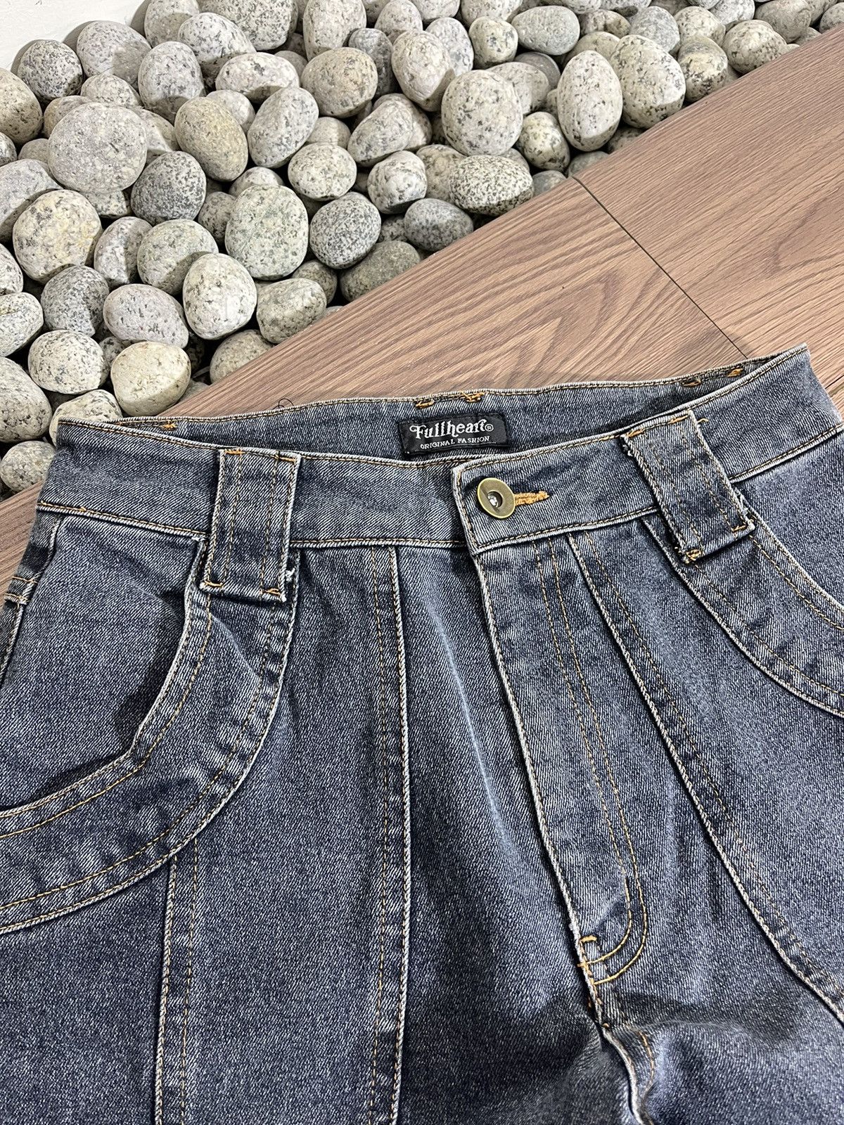 Hysteric Glamour × Japanese Brand Vintage Fullheart Japanese Brand Flared Wash Jeans Size US 27 - 6 Thumbnail