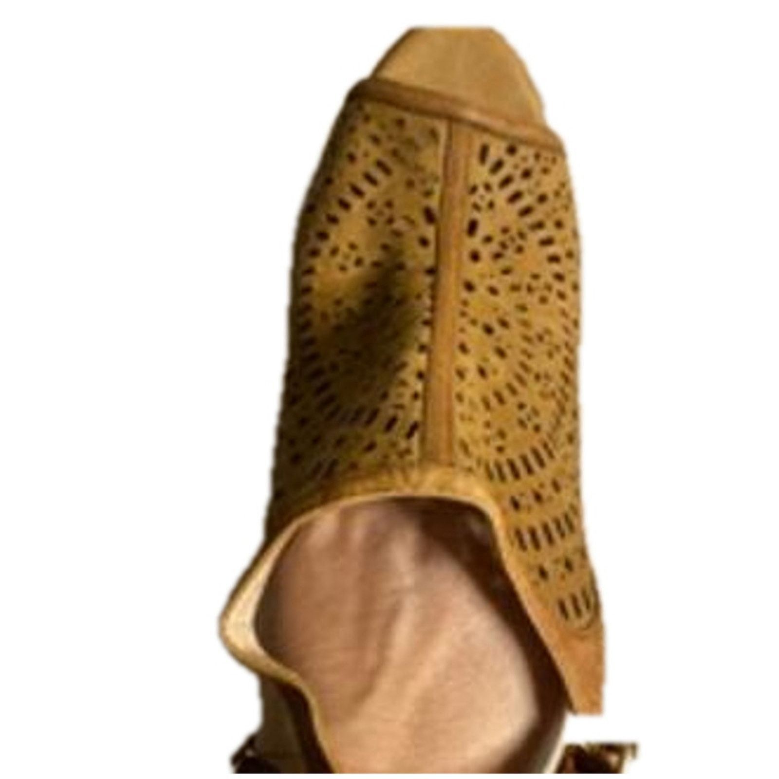 Vince Camuto Vince Camuto Brown Leather Cutout Block Heel Sandals 7M Size US 7 / IT 37 - 4 Thumbnail