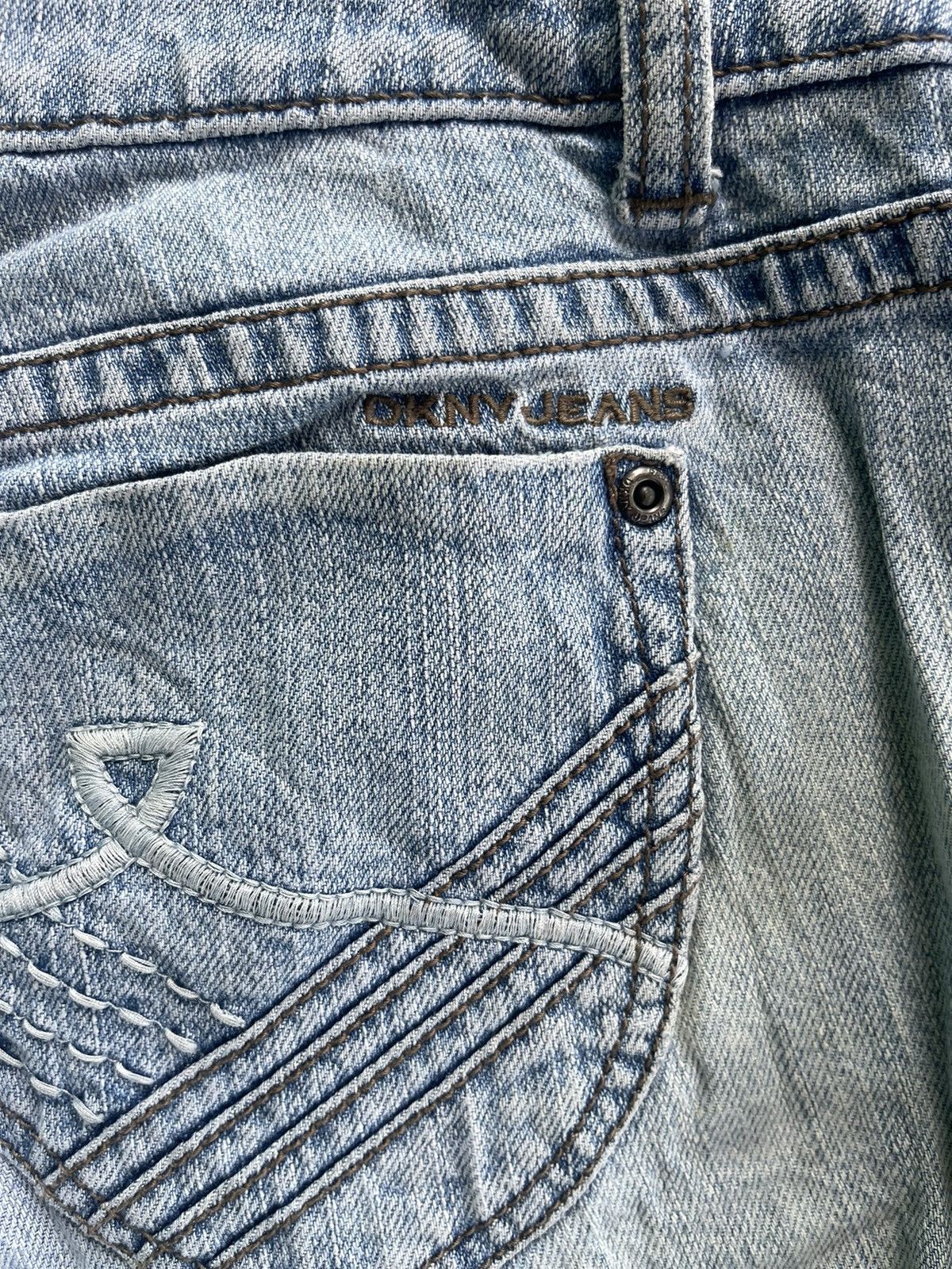 DKNY × If Six Was Nine × Vintage VINTAGE DKNY BOOTCUT JEANS FOR WOMEN Size 32" / US 10 / IT 46 - 7 Thumbnail