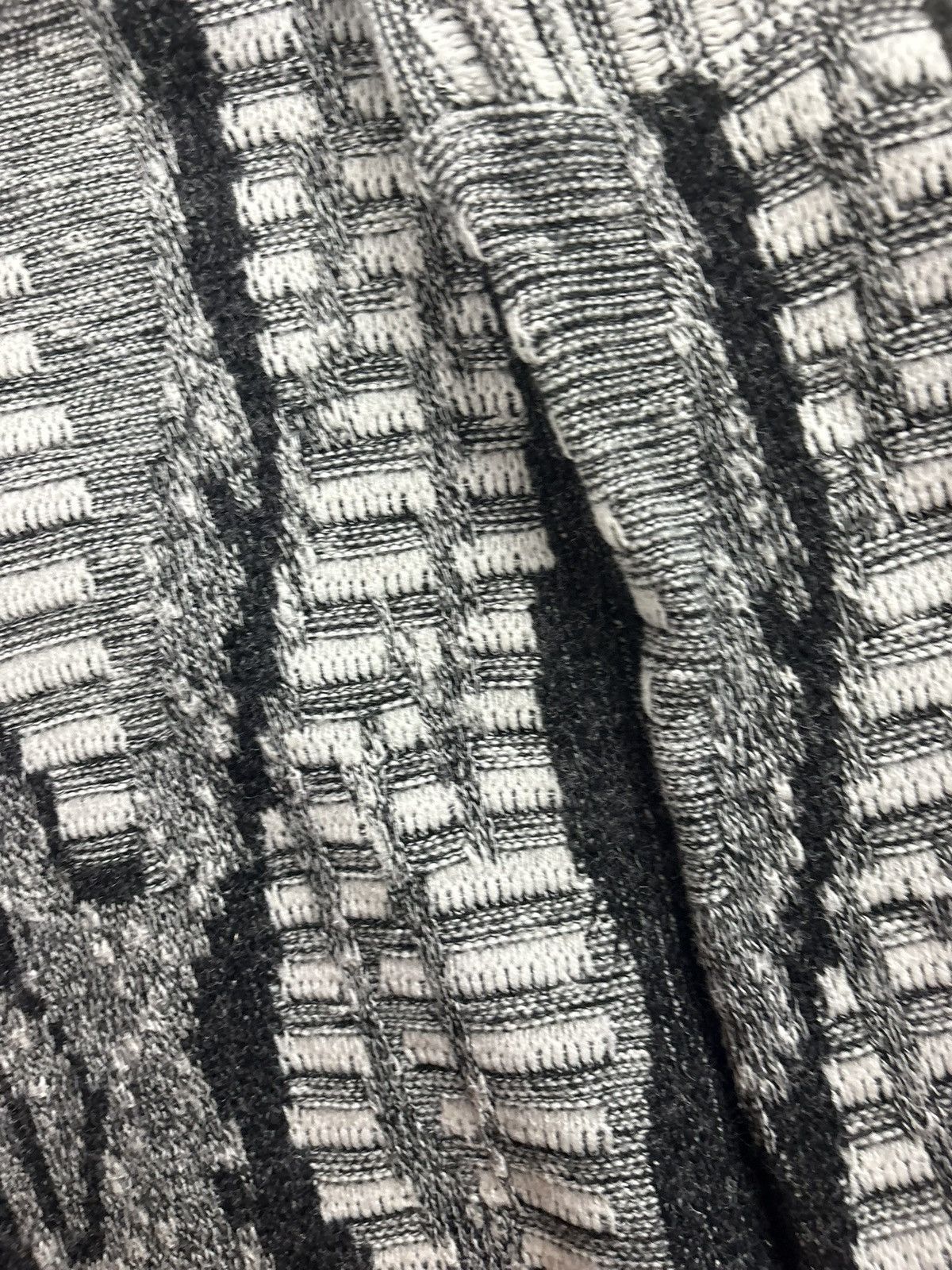 City Streets Vintage Grey and black striped knit sweater Size US L / EU 52-54 / 3 - 4 Thumbnail