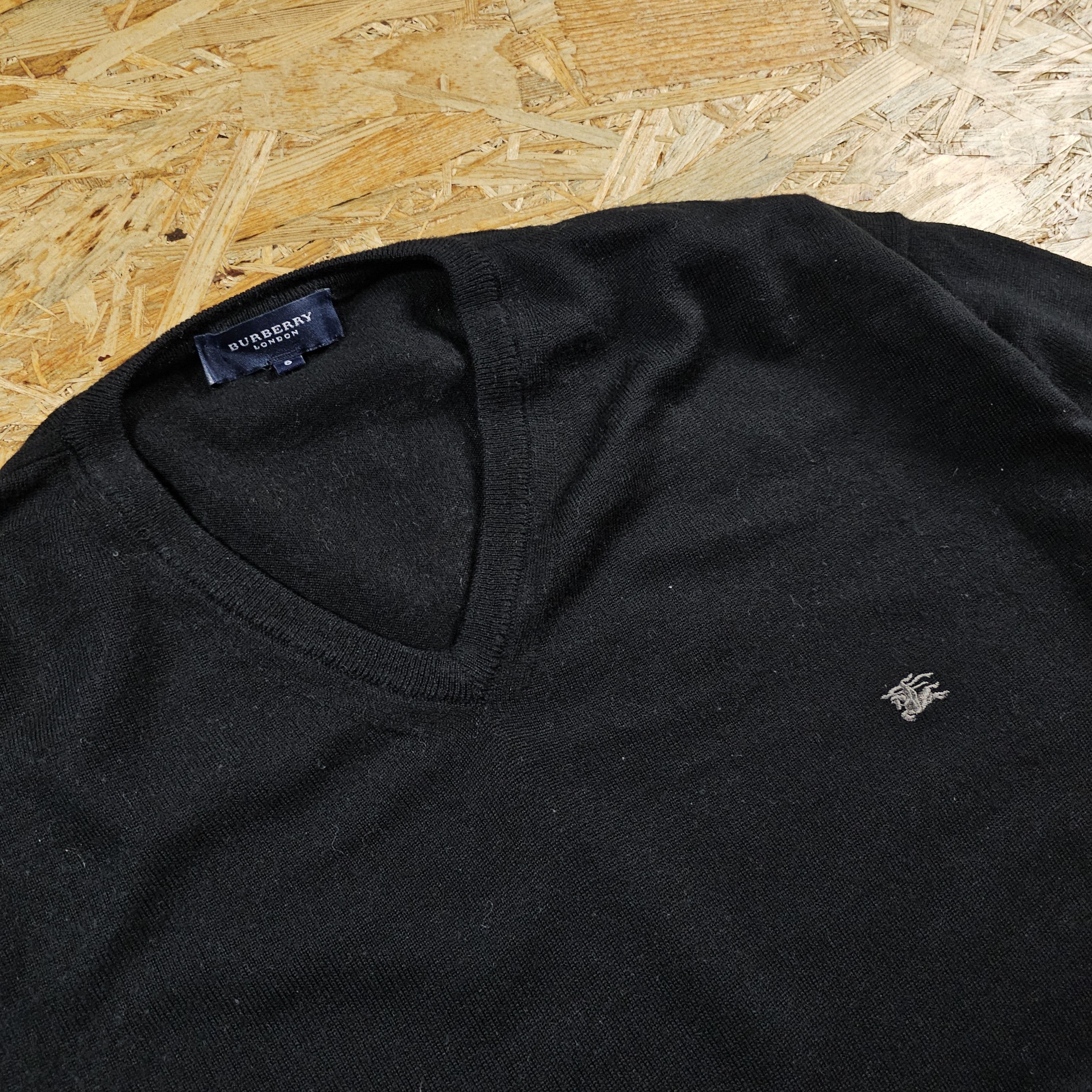 Burberry × Japanese Brand × Vintage BURBERRY LONDON MERINO WOOL VINTAGE JUMPER KNIT XL Size US XL / EU 56 / 4 - 2 Thumbnail