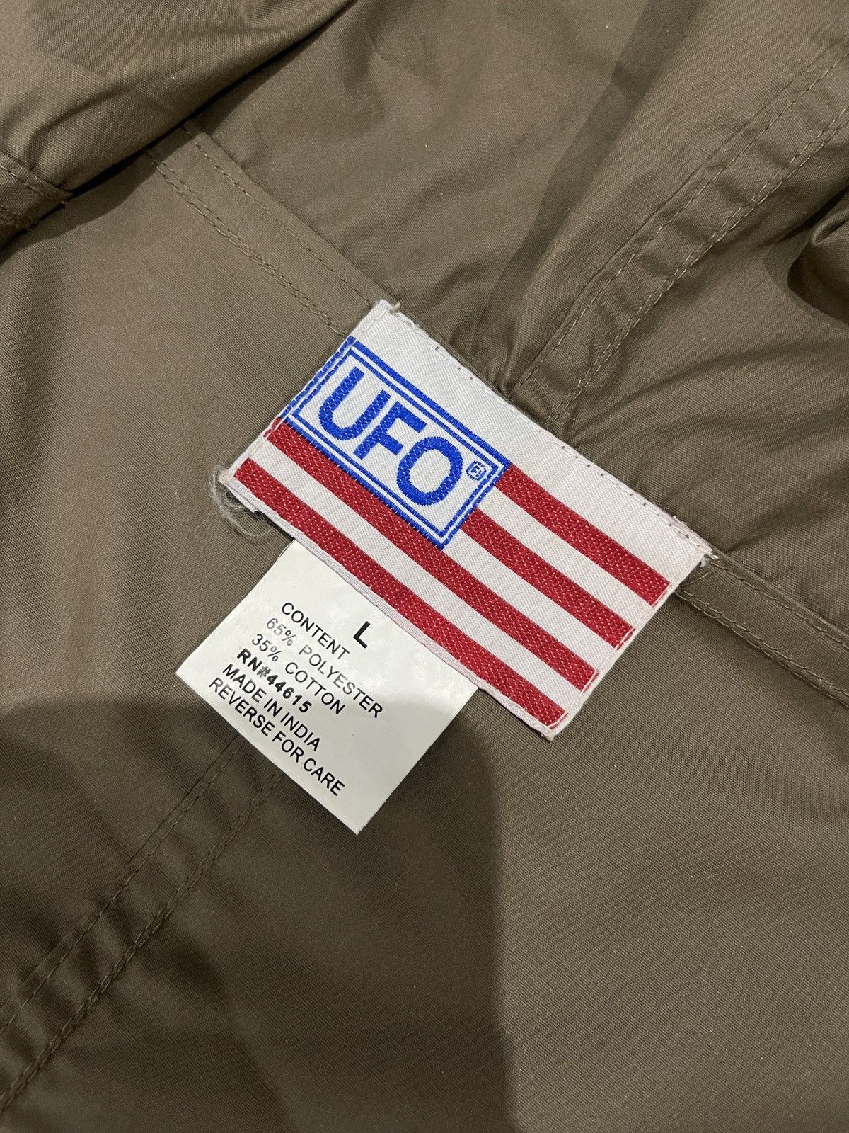 Vintage Vintage rare UFO usa Light Rain Jacket beige cloak raincoat Size US L / EU 52-54 / 3 - 5 Thumbnail