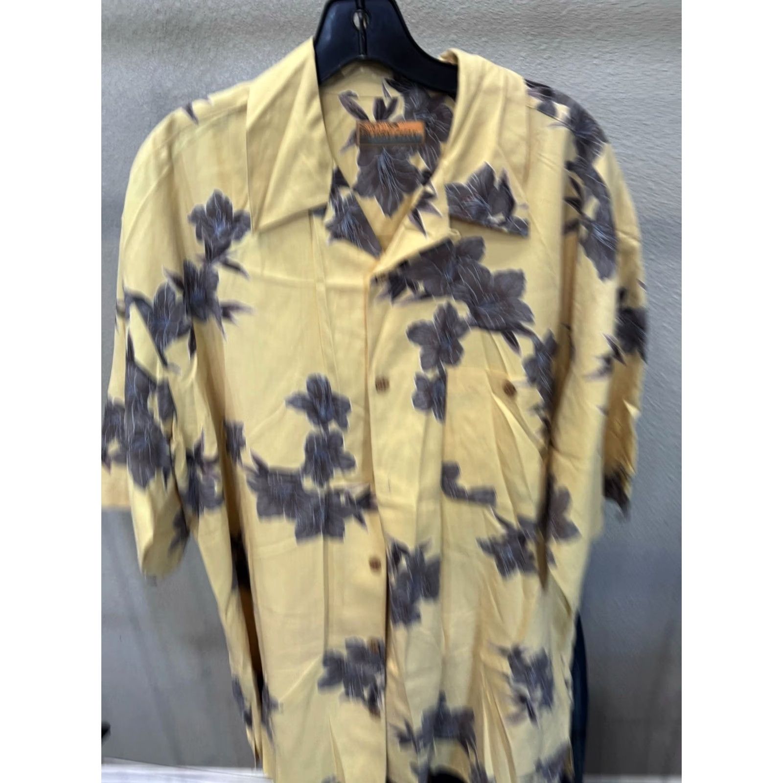 Vintage Bobby Chan Silk Bold Floral Short Sleeve Shirt Hawaiian XL Mens Size US XL / EU 56 / 4 - 3 Thumbnail