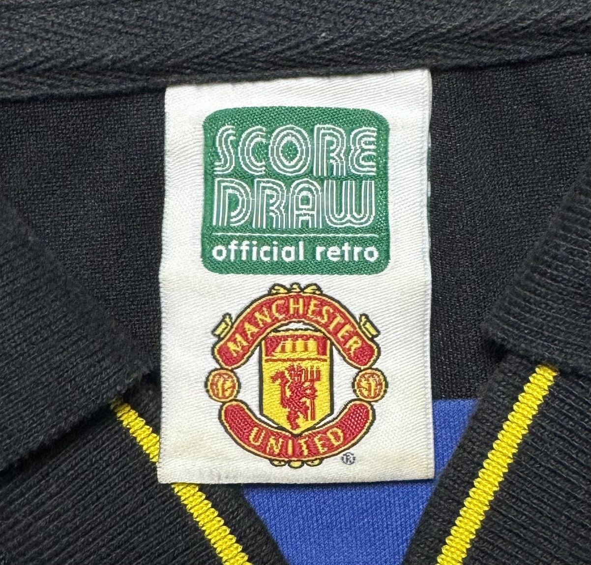 Vintage Manchester United 1993 1995 Away Shirt Soccer Jersey Size US M / EU 48-50 / 2 - 9 Thumbnail