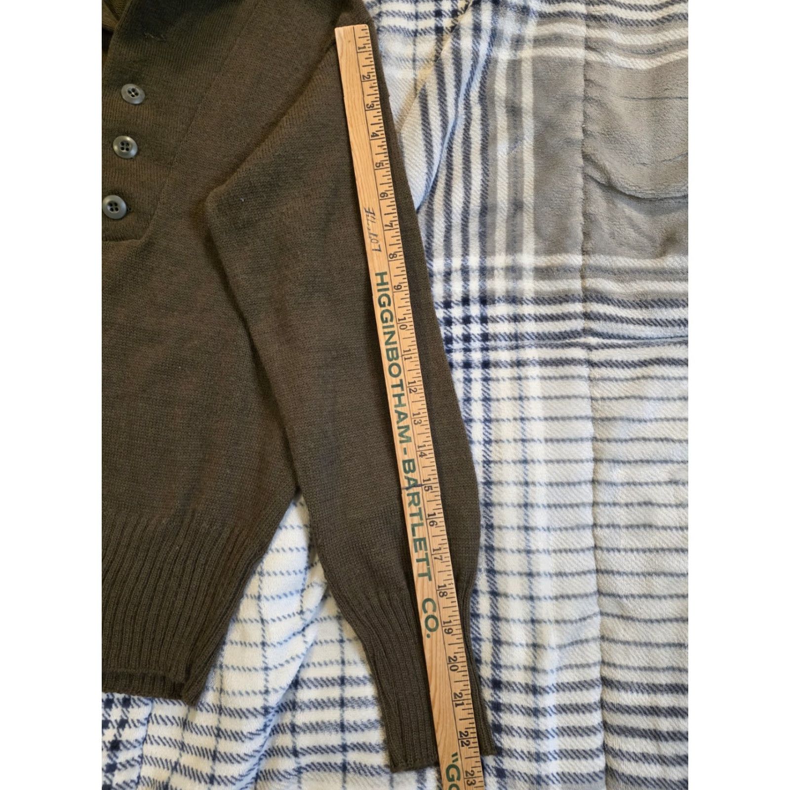 Vintage VINTAGE US Army Henley Sweater Wool Blend Men's Size Medium Brown 5 Button Mock Neck Slim Knit Long Sleeve Casual Workwear 80s Army USA Mens Size US M / EU 48-50 / 2 - 7 Thumbnail