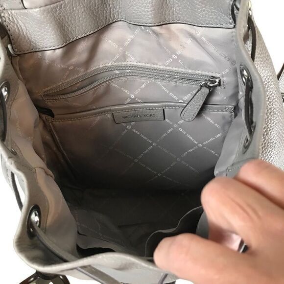Michael Kors Michael Kors Riley rhinestone studded gray pebble drawstring Size ONE SIZE - 8 Thumbnail
