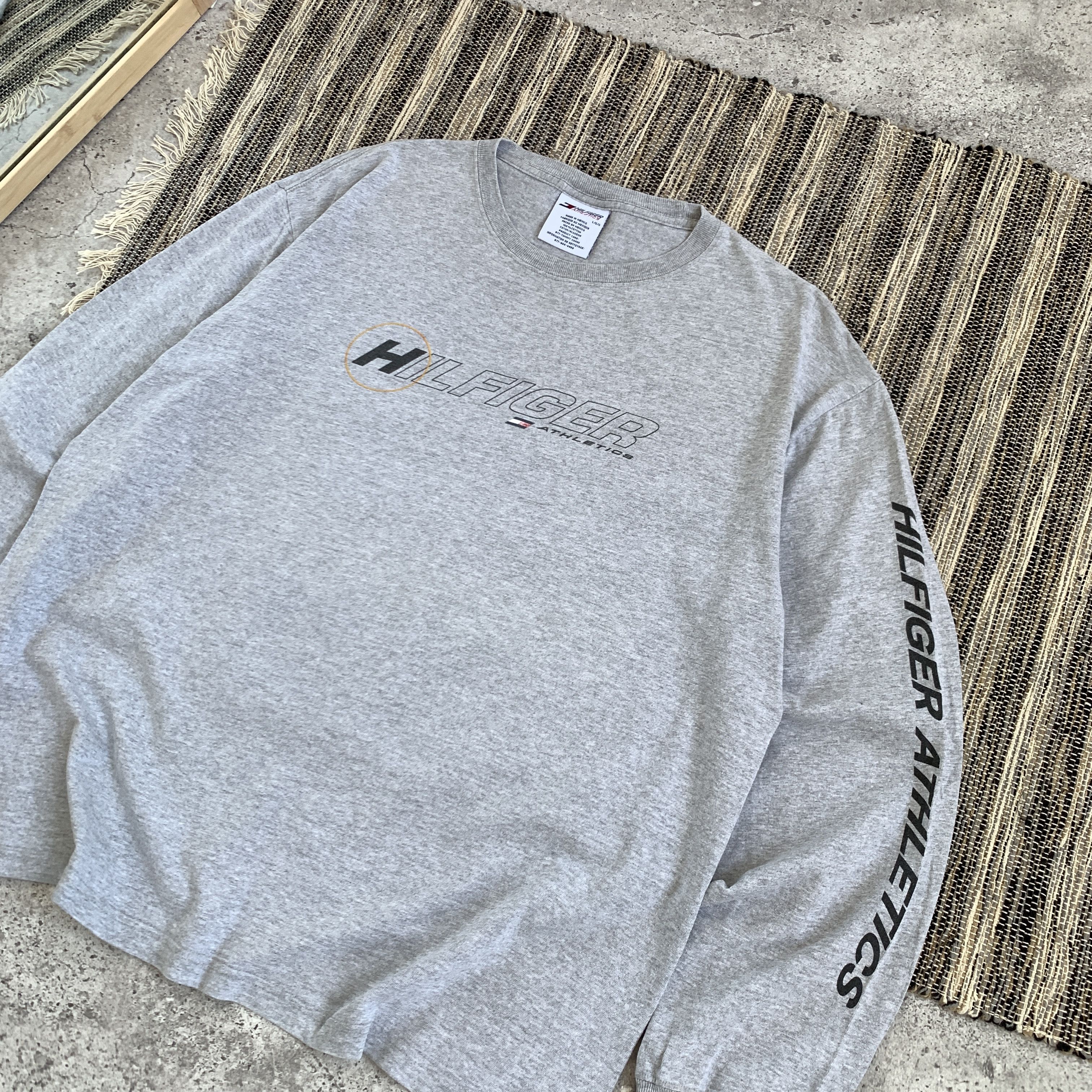 Tommy Hilfiger Vintage Tommy Hilfiger 90s Grey Graphic Longsleeve Tee Shirt Size US L / EU 52-54 / 3 - 5 Thumbnail