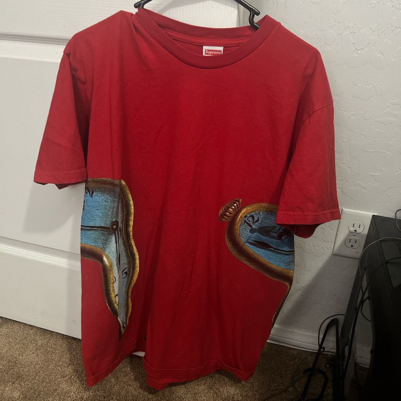 Supreme clock tee sale