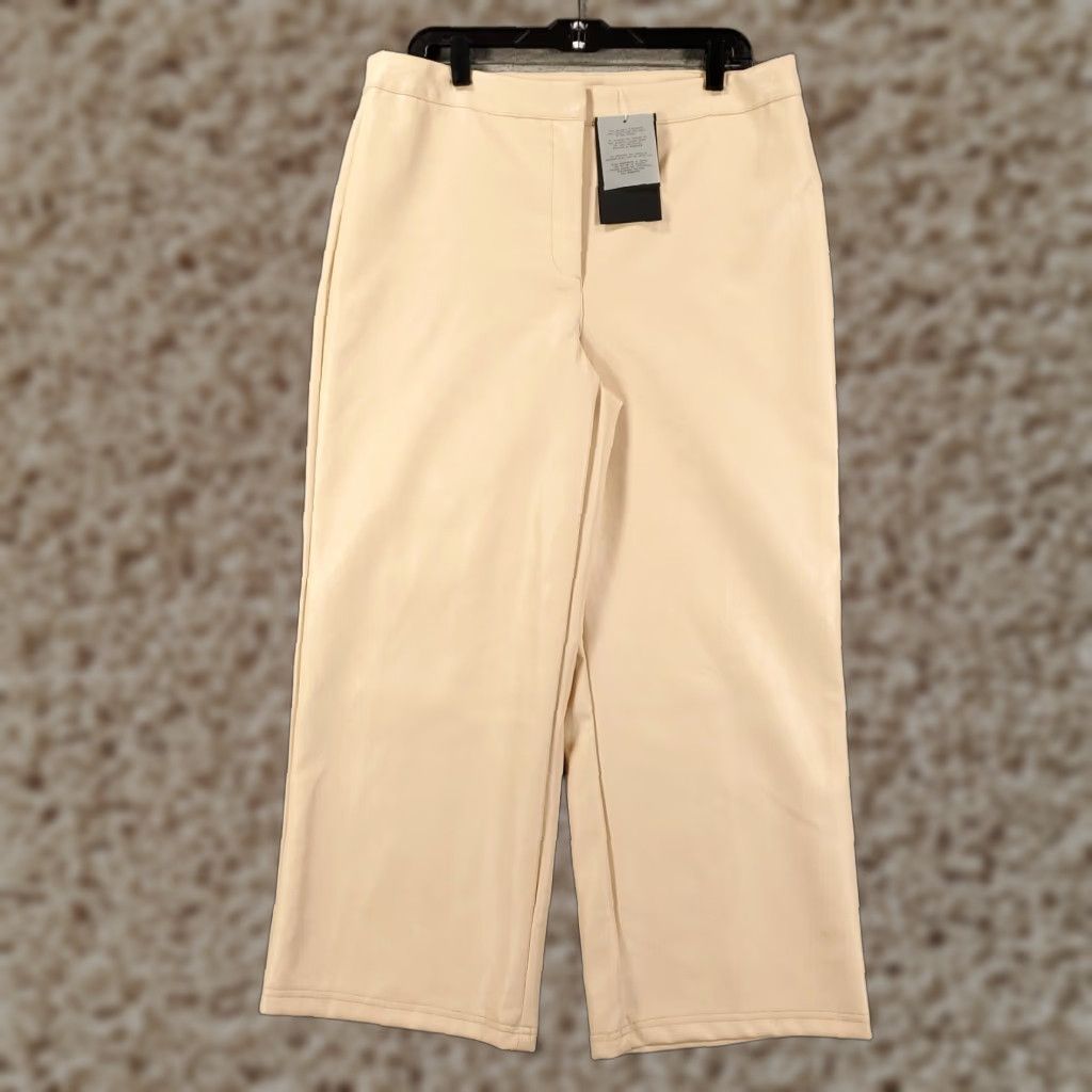 Vintage Bagatelle Brand New Womens Wide Leg Faux Leather Pants Size Large Cropped Peach Cream Beige NWT Size 36" / US 14 / IT 50 - 1 Thumbnail