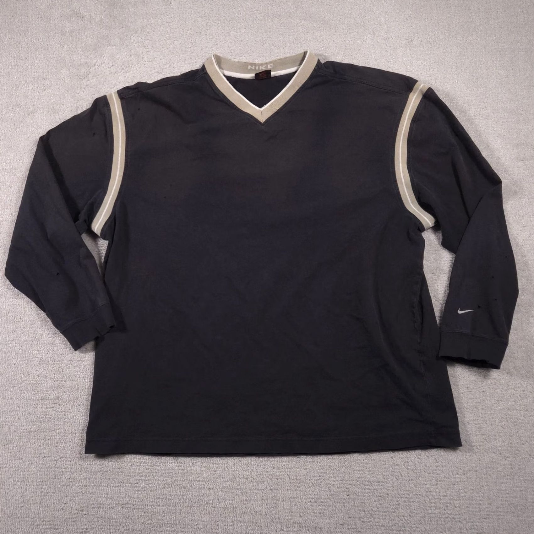 Nike Nike Shirt Mens 2XL Black V-Neck Long Sleeve Contrast Trim Swoosh Casual Size US XXL / EU 58 / 5 - 2 Thumbnail