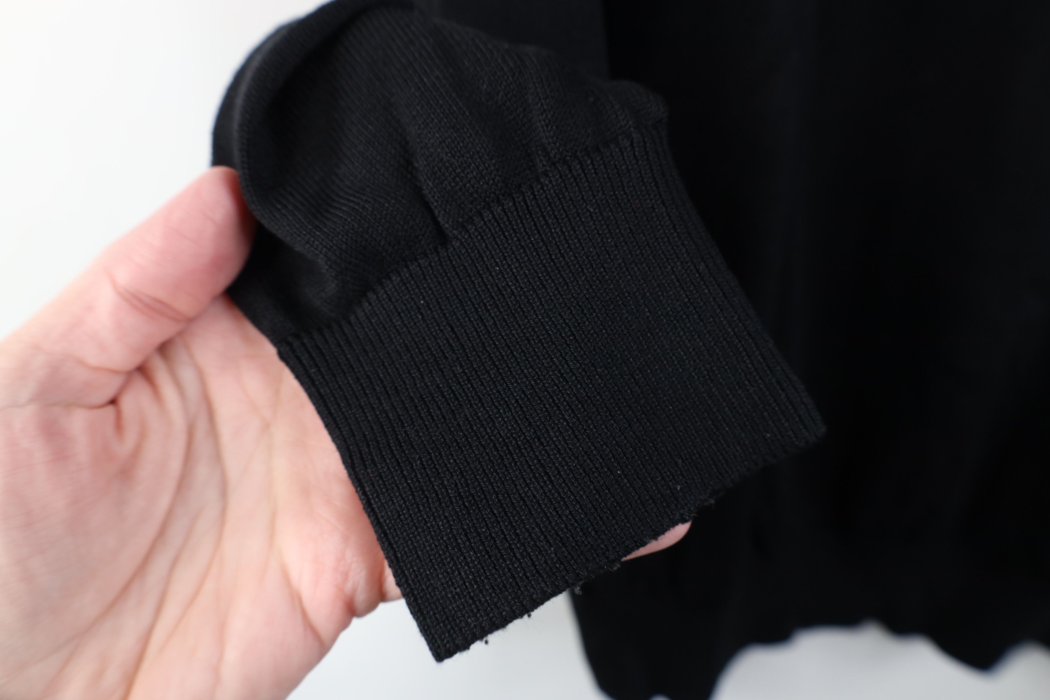 Vintage Vintage 90s Streetwear Silk Knit Collared Sweater Black Size US L / EU 52-54 / 3 - 10 Thumbnail