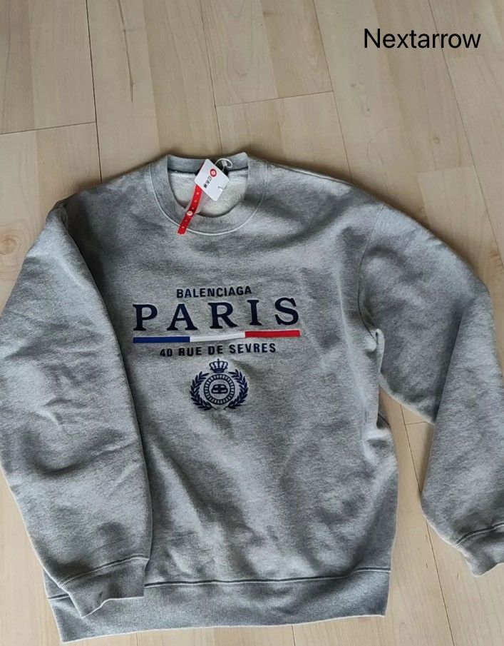 Balenciaga Balenciaga Mai Sui Crown Hoodie2412-Nextarrow Size US XS / EU 42 / 0 - 1 Thumbnail
