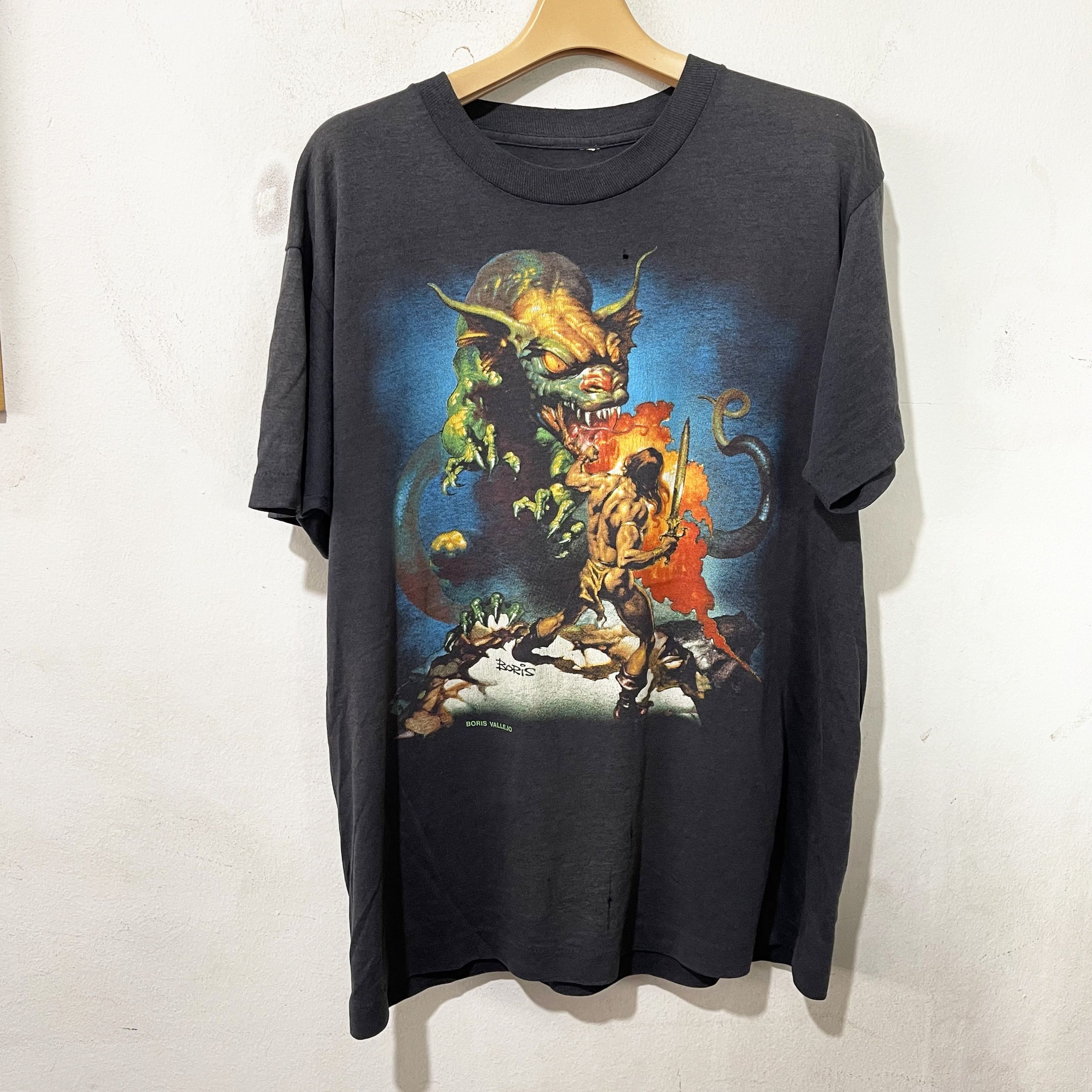 Vintage Vintage 80s Boris Vallejo T-Shirt Size US M / EU 48-50 / 2 - 1 Thumbnail