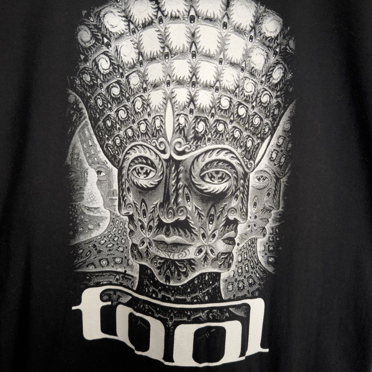 Band Tees Vintage 2006 Tool Tour Band Rock Black/Red T Shirt Size US L / EU 52-54 / 3 - 4 Thumbnail
