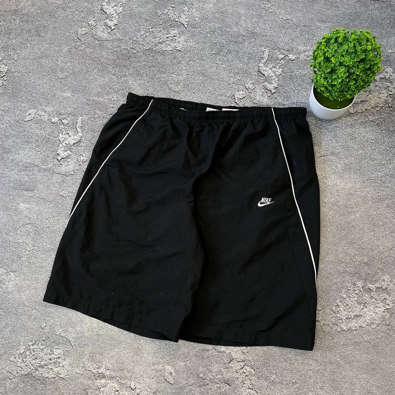 Nike × Vintage Vintage 90s Rare Black Drill Nike Y2K Shorts,Size XL Size US 35 - 11 Thumbnail