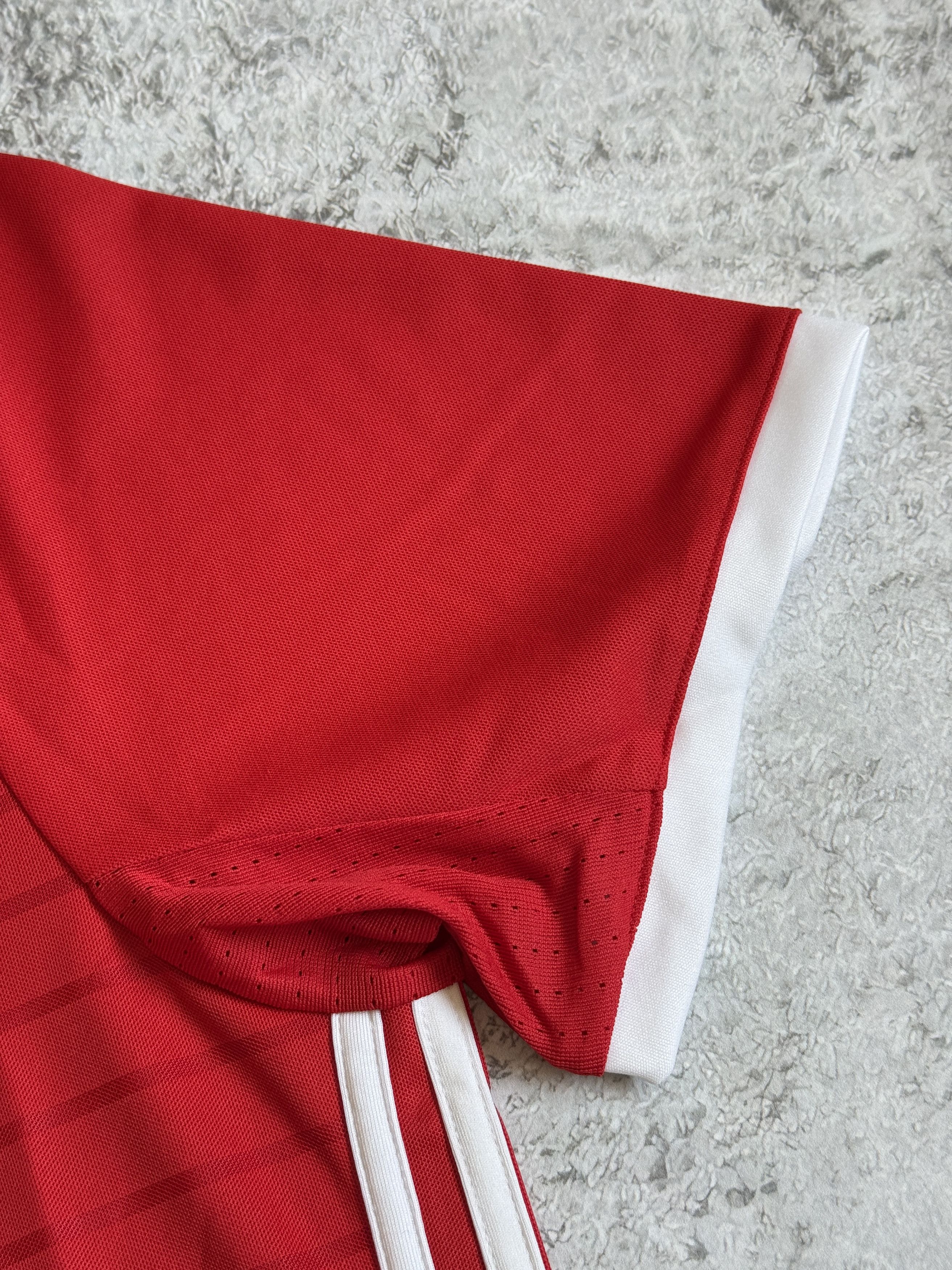 Adidas BAYERN MUNICH 2016 2017 SHIRT FOOTBALL SOCCER ADIDAS MENS L Size US L / EU 52-54 / 3 - 11 Thumbnail