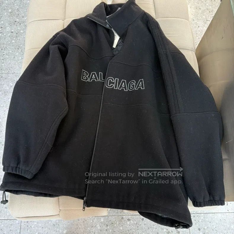 Balenciaga Balenciaga Lamb Fur Embroidered Letter Logo Cotton Jacket Size US M / EU 48-50 / 2 - 1 Thumbnail