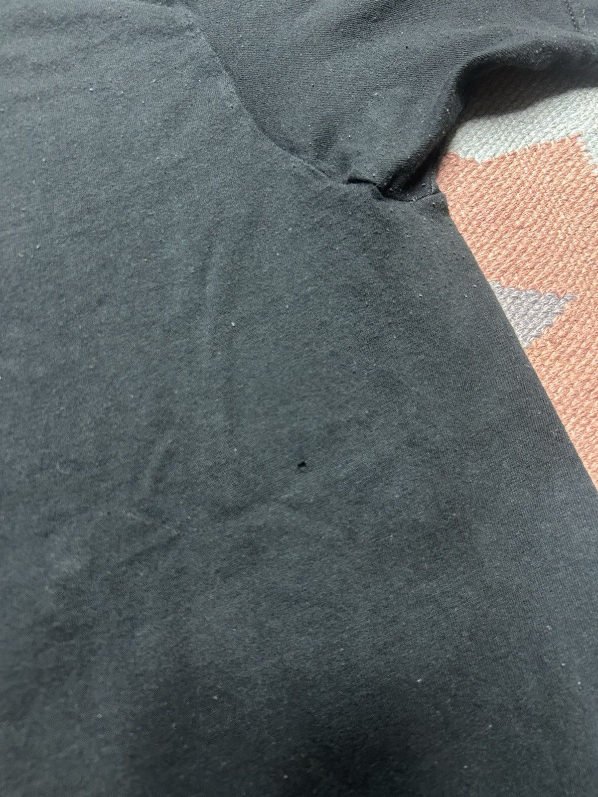 Vintage Vtg fruit of the loom pocket t shirt blank grunge soft XL Size US XL / EU 56 / 4 - 10 Thumbnail
